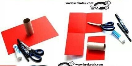 Bước 1. Bạn chuẩn bị các nguyên liệu sau đó gấp tờ giấy màu đỏ làm 4 phần bằng nhau sau đó bạn dùng kéo cắt lấy 1 đoạn đo vừa với lõi giấy.