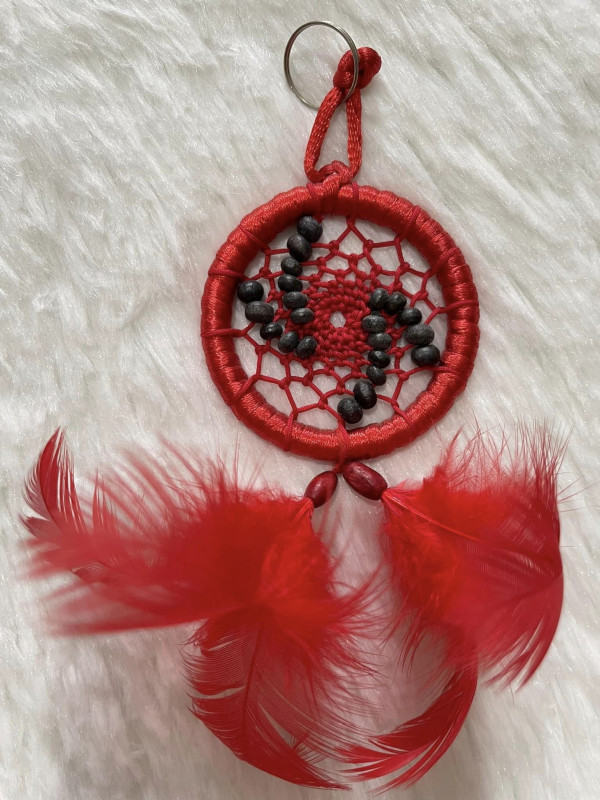 Dream catcher 2 cánh lông màu đỏ