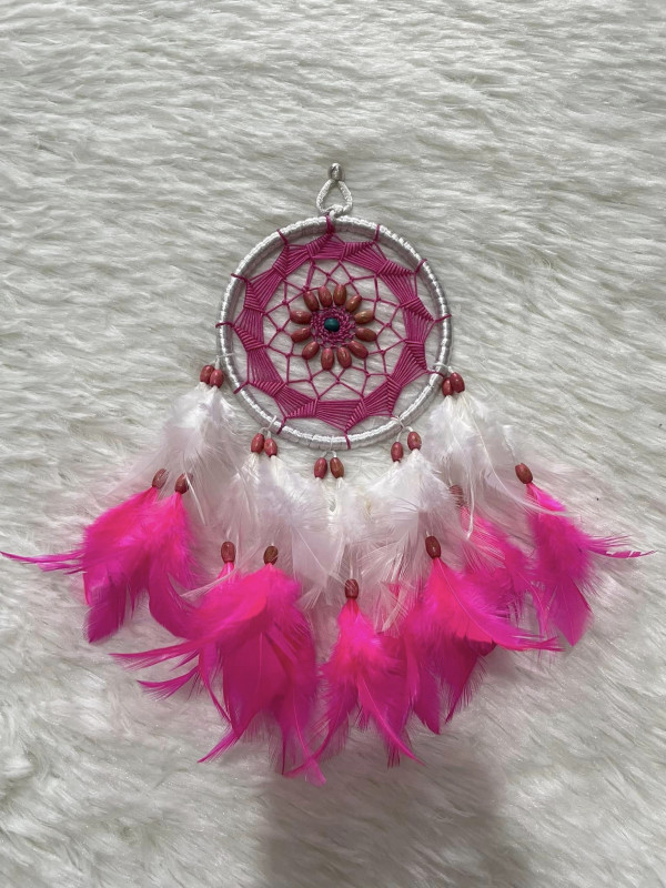 Dream catcher 15 cánh lông hồng trắng.