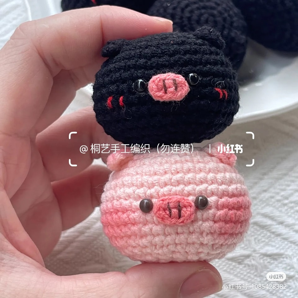 Big belly pink pig crochet pattern