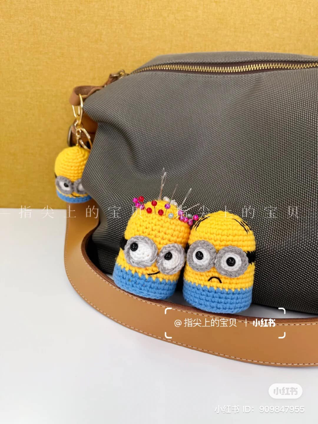 crochet pattern keychain minions