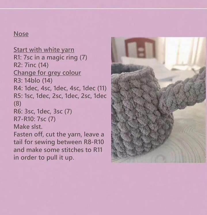 crochet pattern watering can with flower bow.