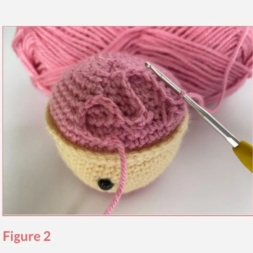 free pattern woolen pin holder.