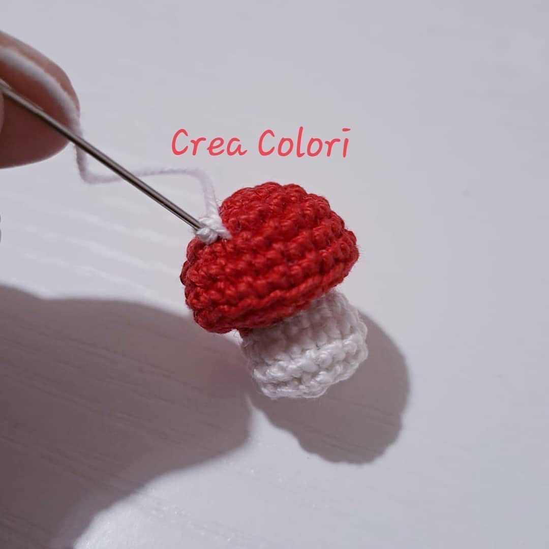 Red hat mushroom crochet pattern with white dots