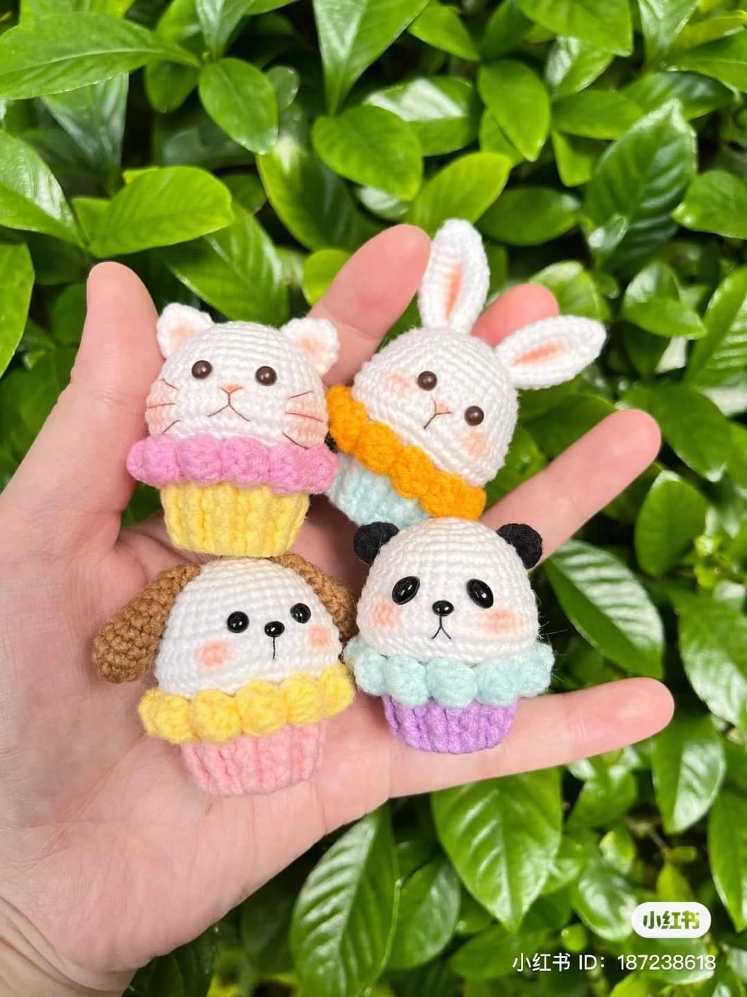 animal cake, cupcake cat, bear, rabbit, dog crochet pattern