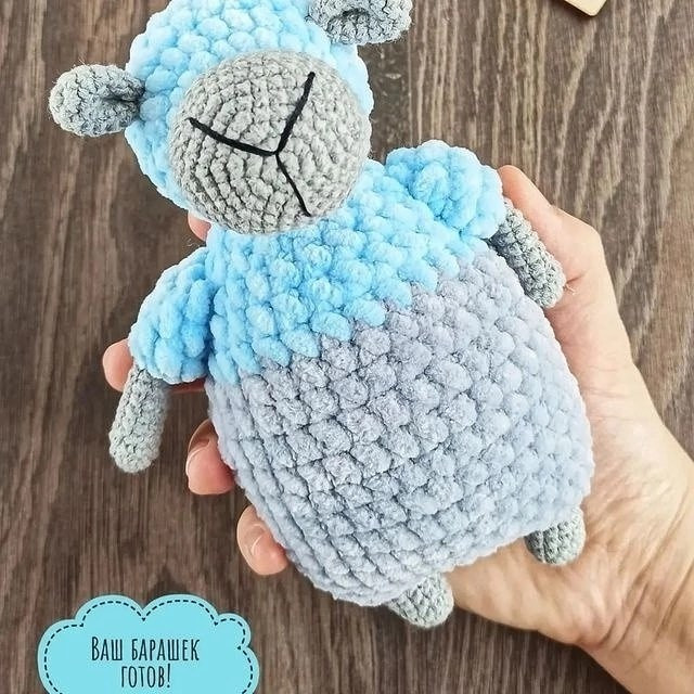 blue sheep, green sheep, gray sheep free crochet pattern