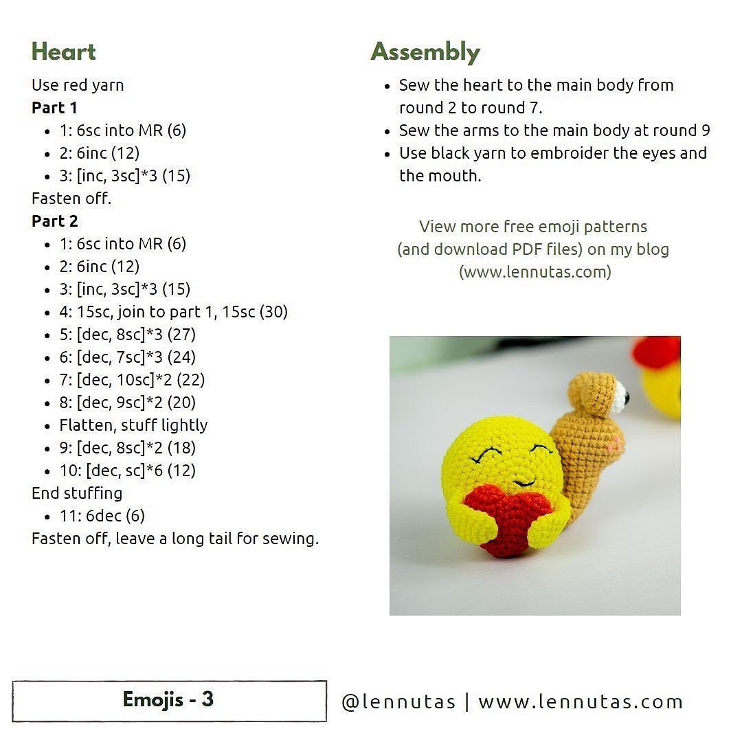 emoji: smiling face with a big heart in ams crochet pattern