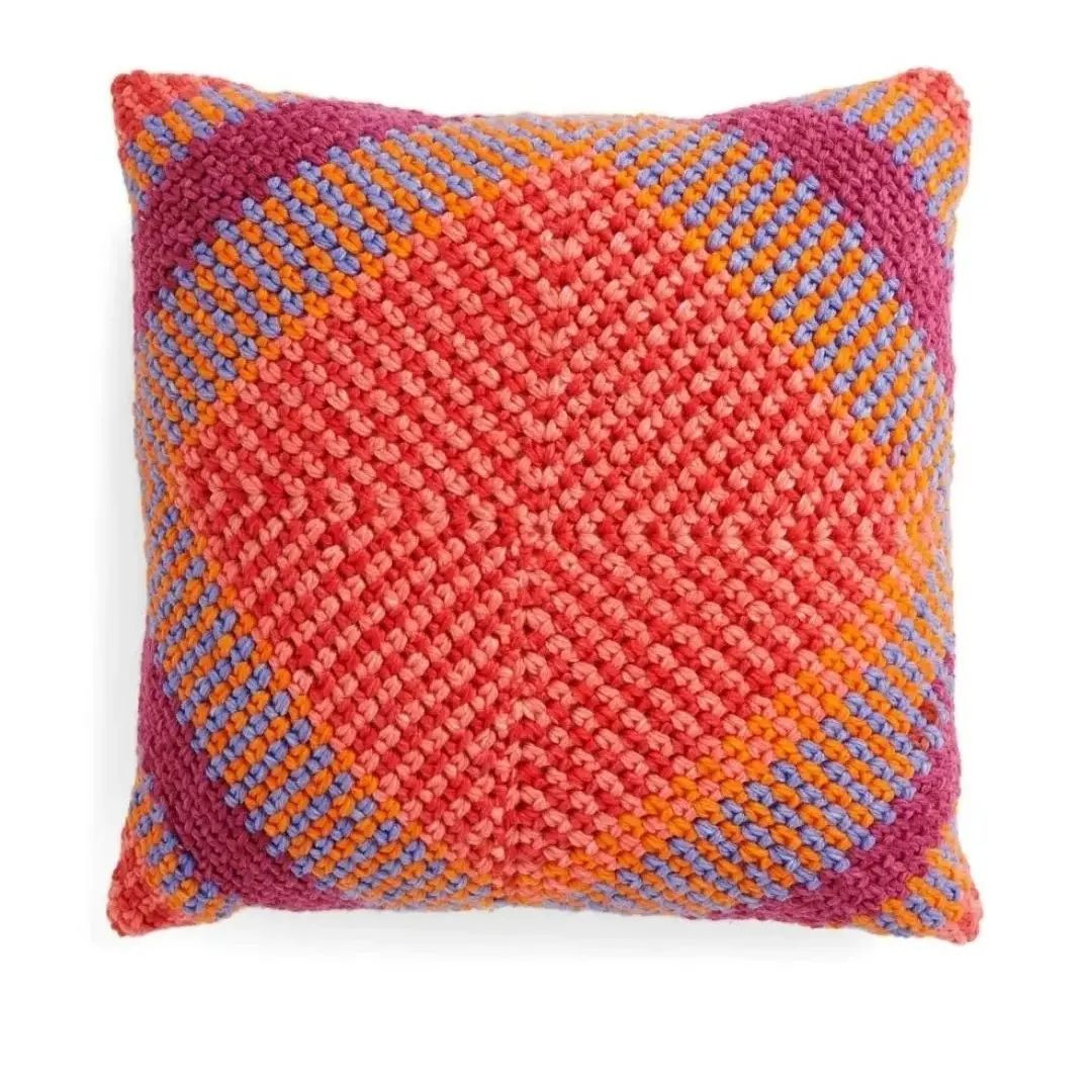 flower pillow, square pillow, crochet pattern