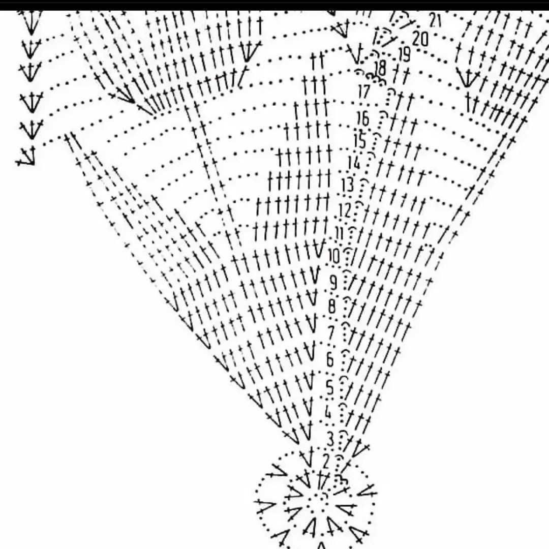 free crochet pattern circle with eight flowers and leaves