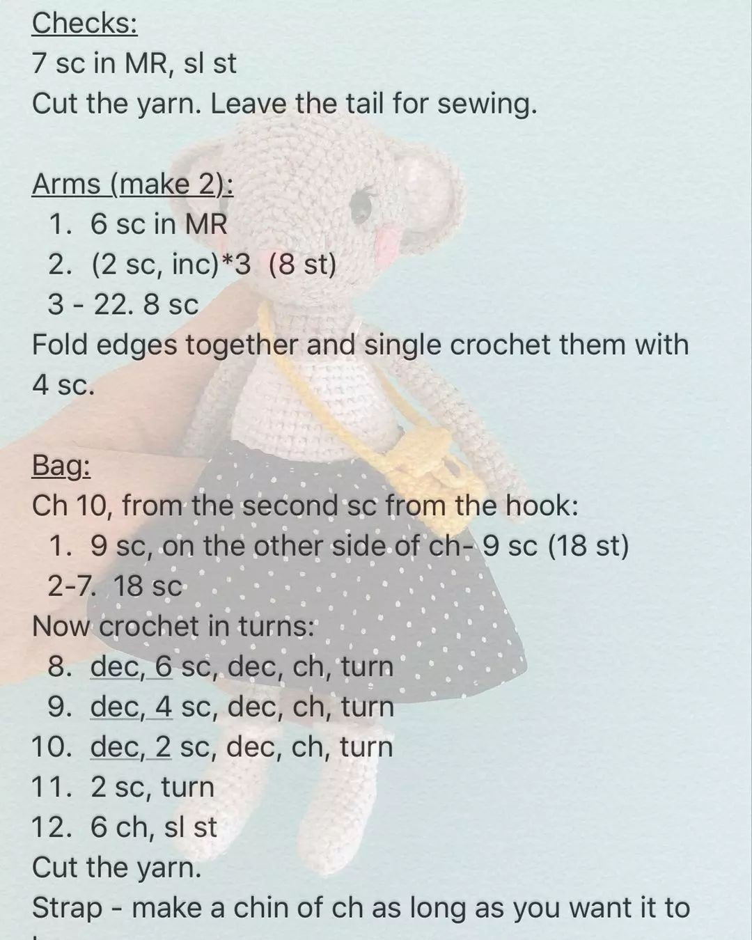 free crochet pattern crossbody mouse.