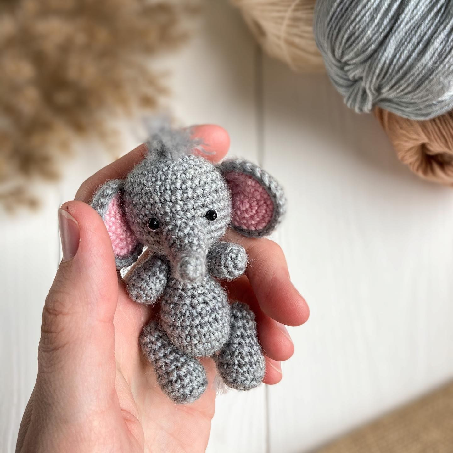 free crochet pattern gray elephant, pink ears.