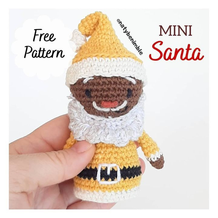 free crochet pattern mini santa