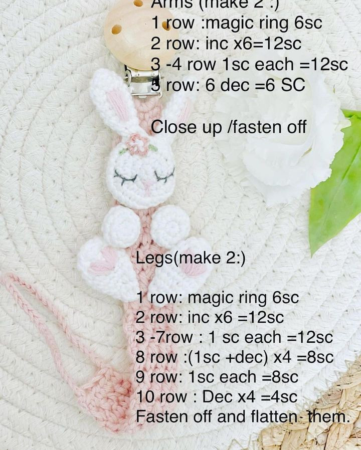 free crochet pattern rabbit hugging tree
