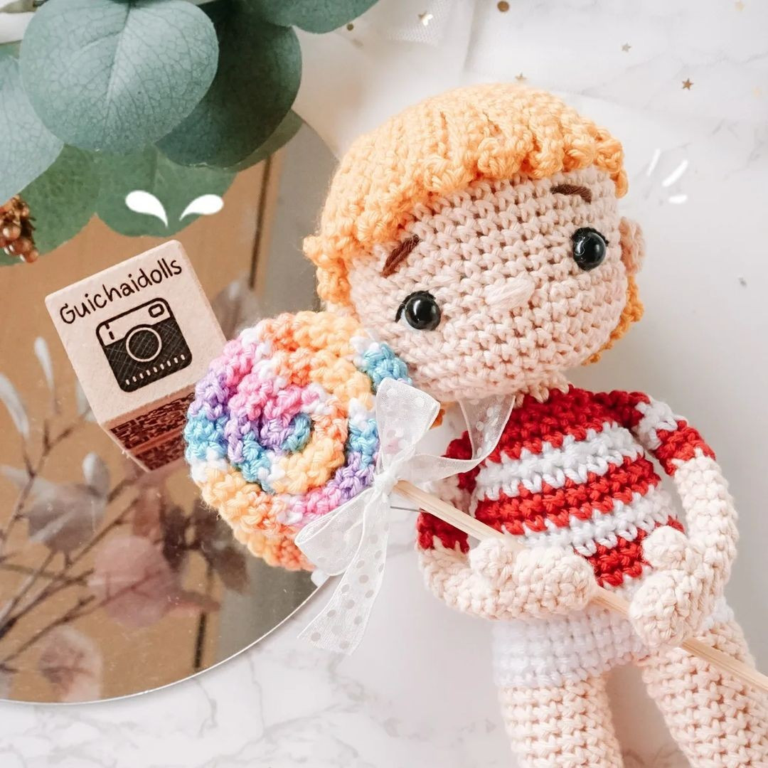 free crochet pattern rainbow lollypop
