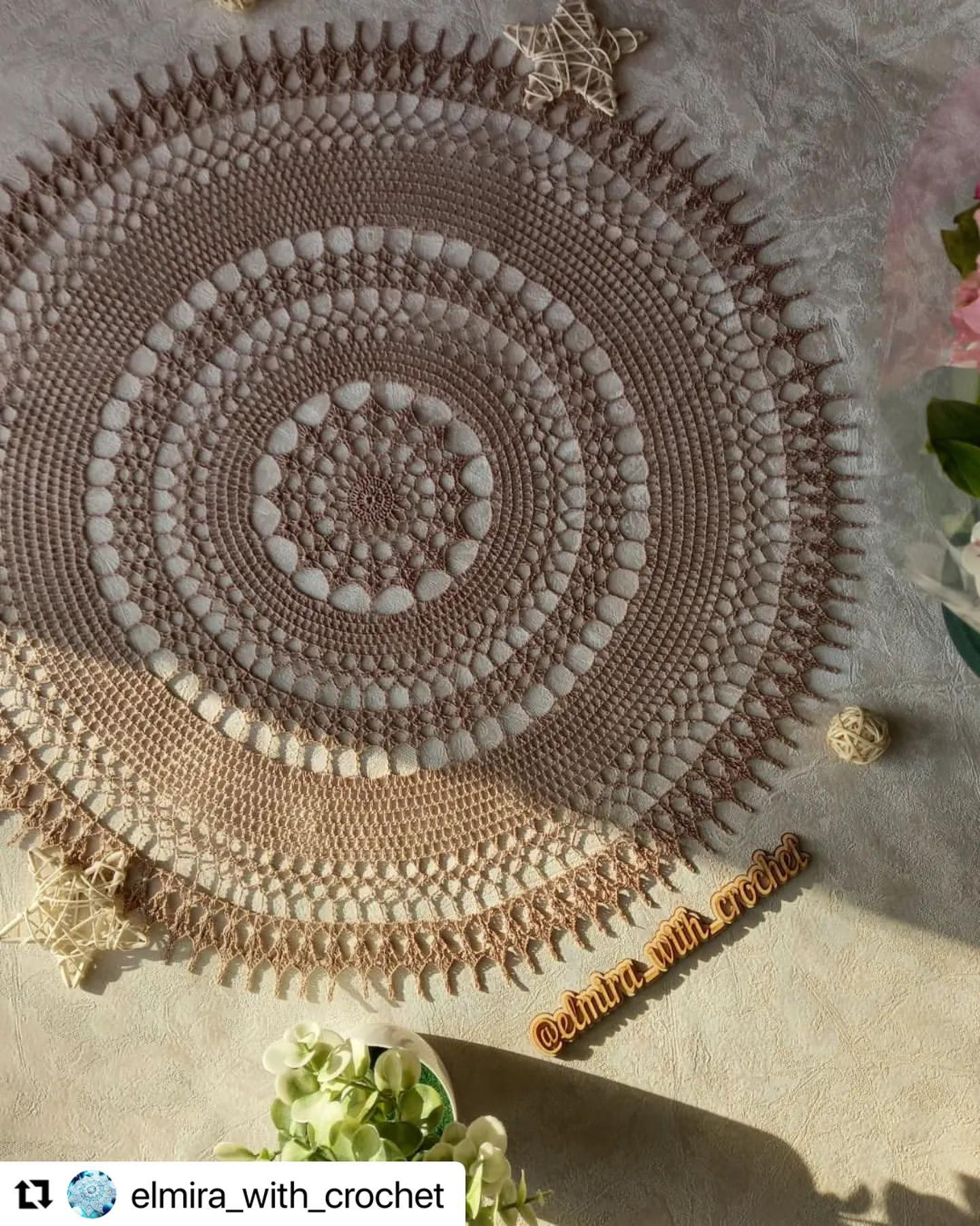 free crochet pattern round shape with many small spikes.