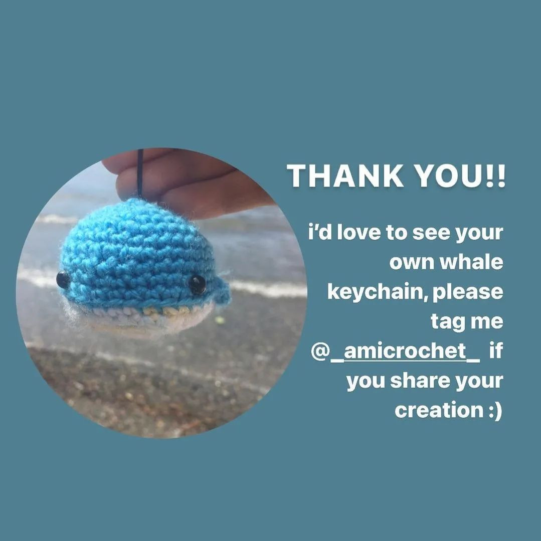 free crochet pattern whale keychain blue, purple.