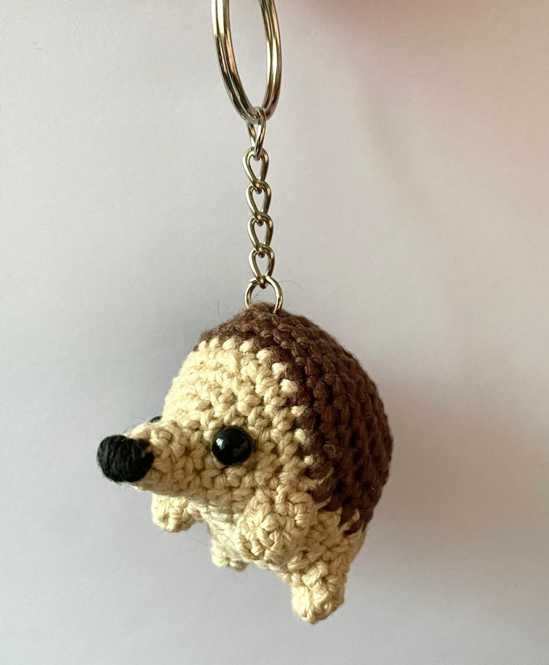 hedgehog crochet pattern keychain