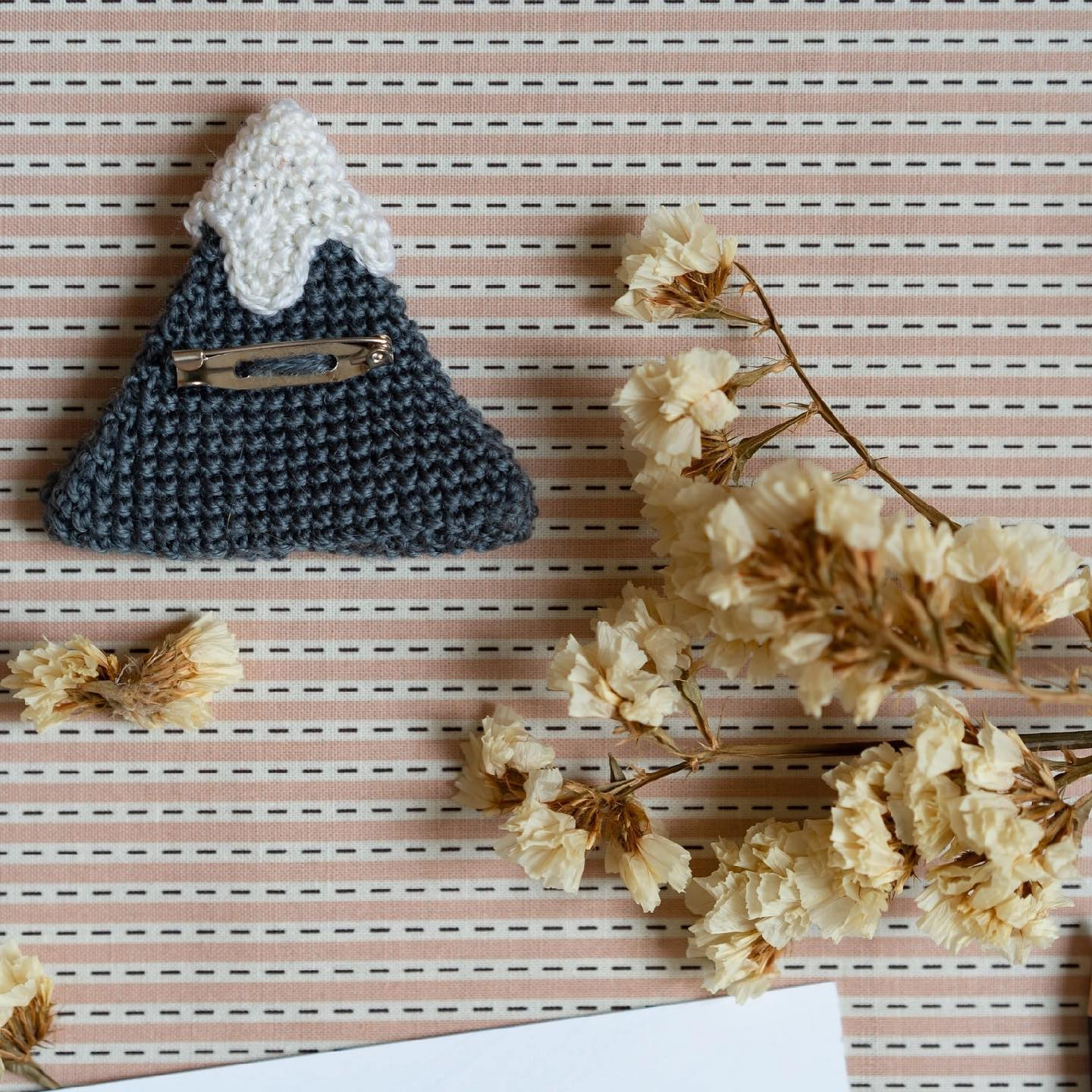 mountain hairpin crochet pattern