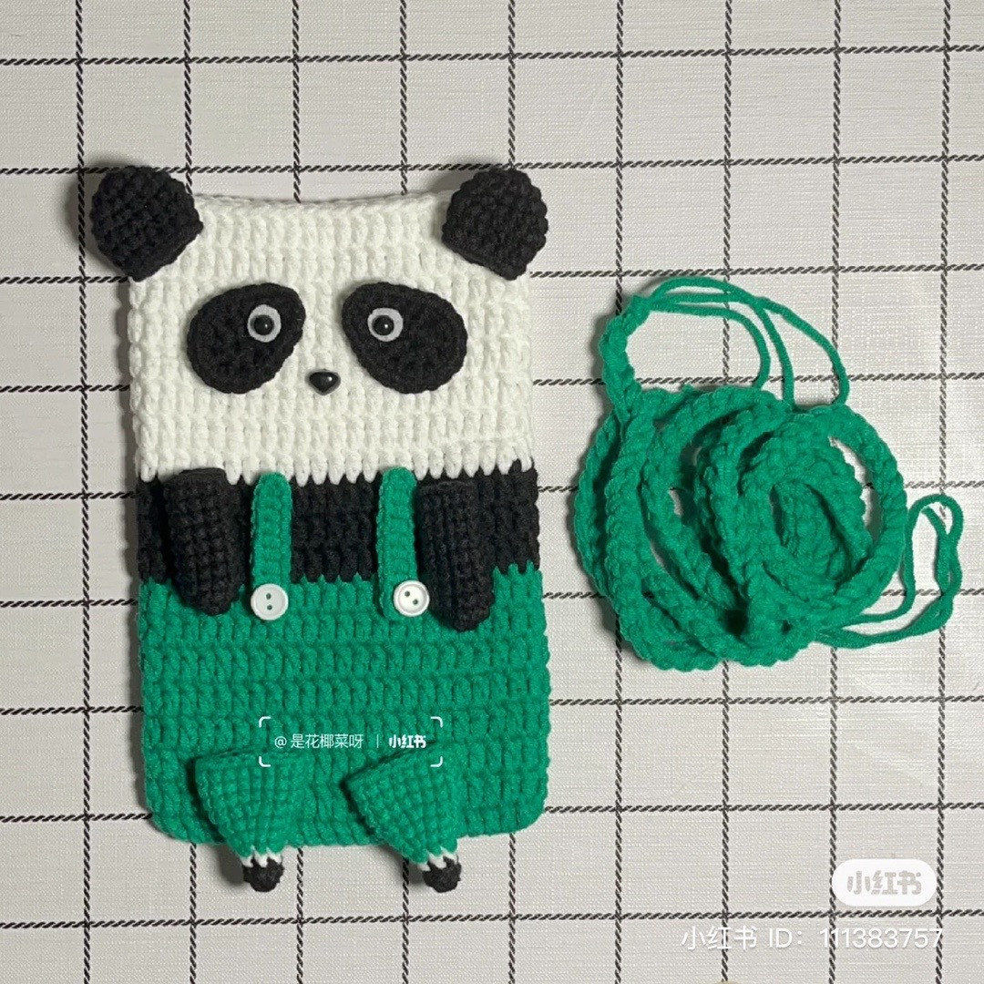 panda cell phone bag free crochet pattern