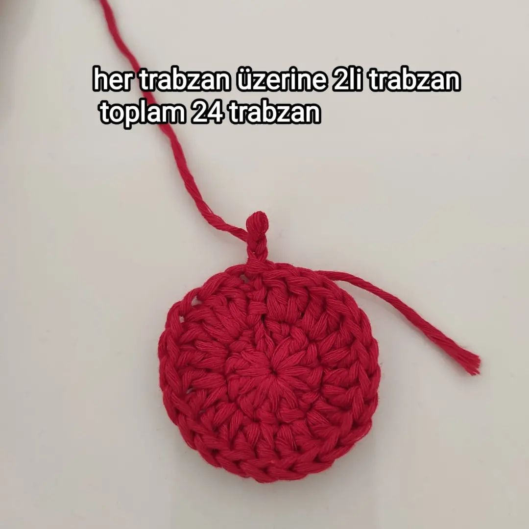 red circle.free crochet pattern