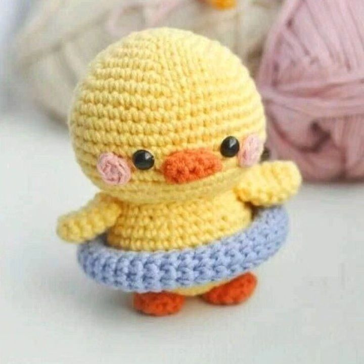 yellow duck, orange beak, swim float, crochet pattern