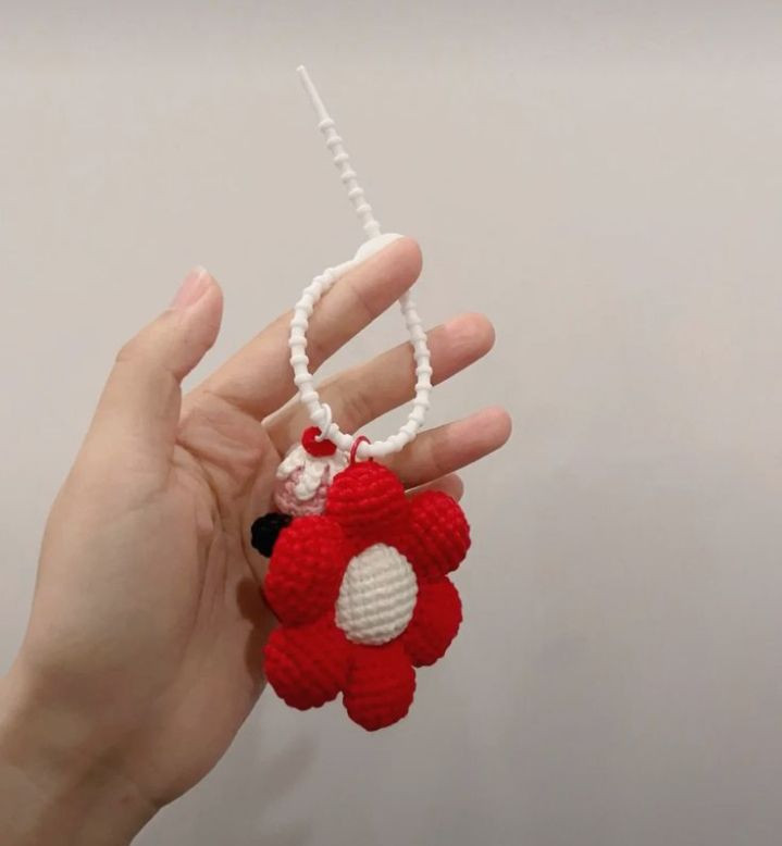 flower keychain rabbit crochet pattern