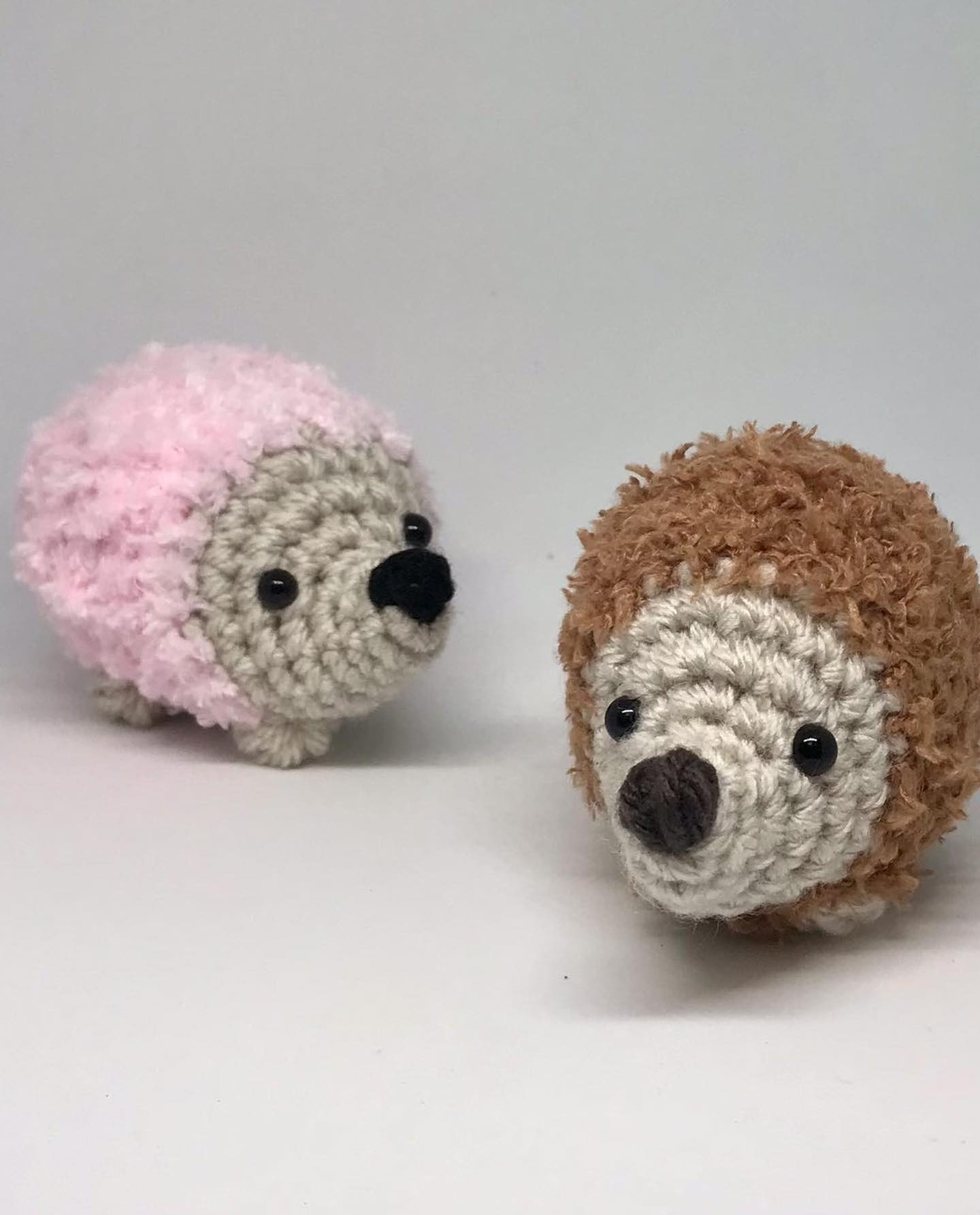 free pattern amigurumi hedgehog