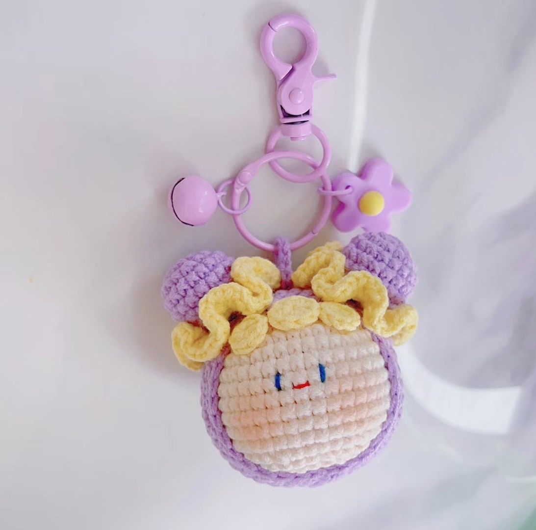 Bun keychain with bun on both sides