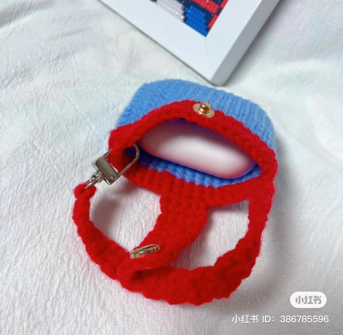 Crochet pattern for headphone bag Doremon headphone case (crochet 3.0)
