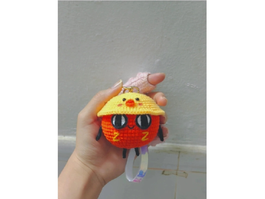 Crochet pattern for red bean keychain and chick hat