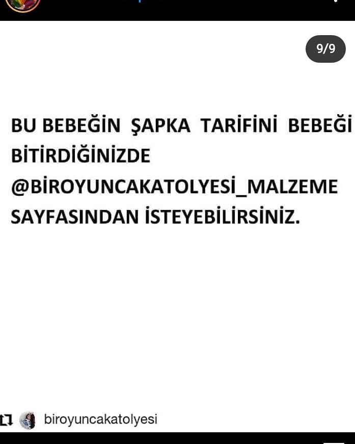 Kırmızı şapkalı ve mor elbiseli bir erkek bebek tığ işi tarifi.