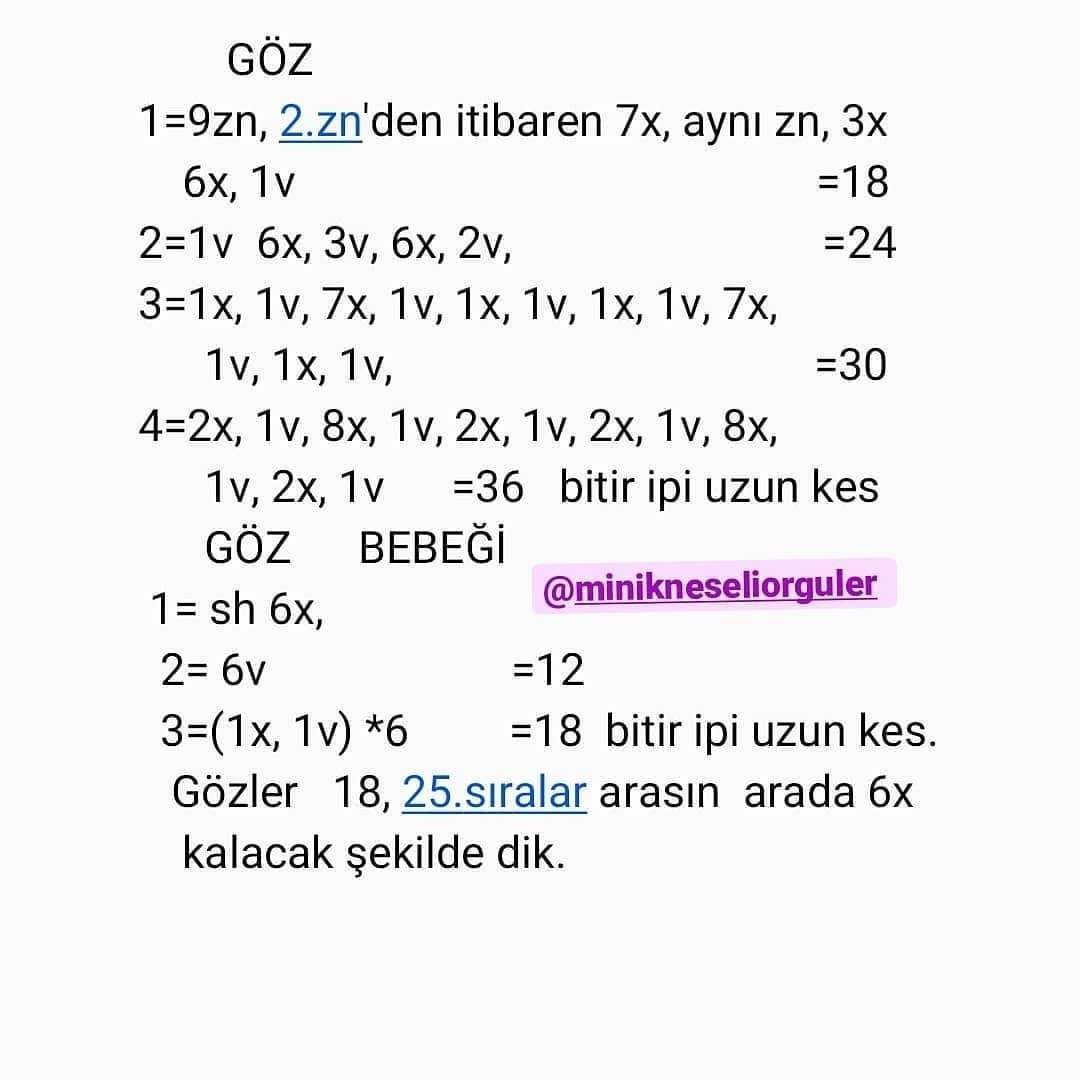 Mavi kalp, kahverengi şapka, beyaz ve siyah gözler, bacaklar ve kollar ile tığ işi modeli