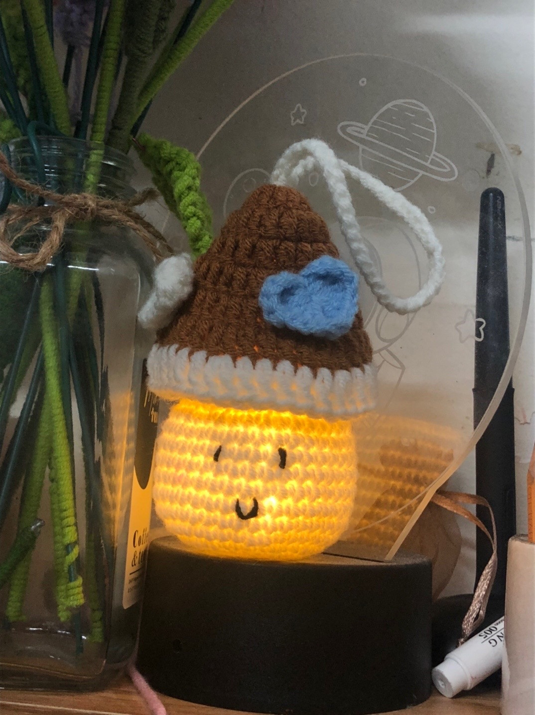 Mushroom night lamp crochet pattern