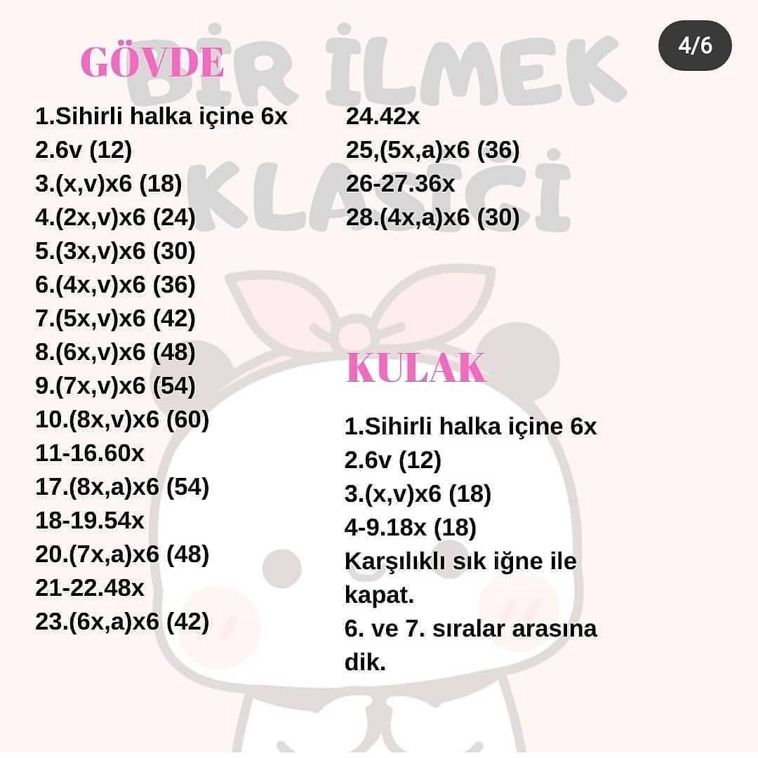 Pembe ve beyaz bir elbise giyen tilki bebeği için tığ işi modeli.