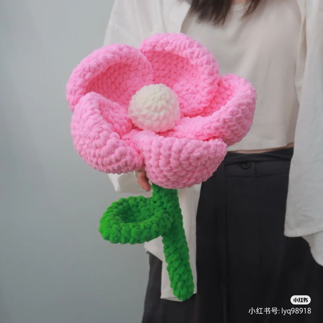 Pink flower crochet pattern