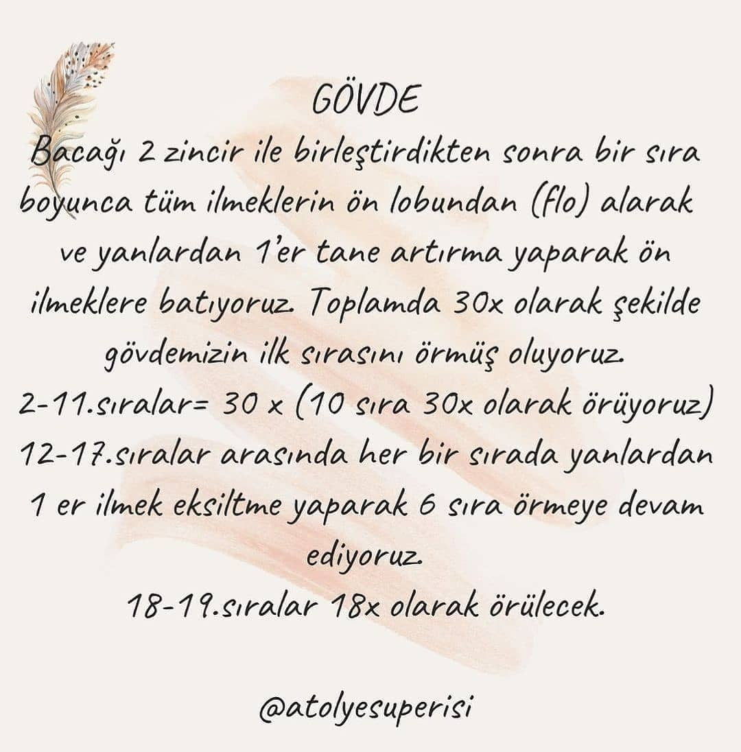 Turuncu etek ve yeşil fiyonk giyen beyaz bir tavşan için tığ işi modeli