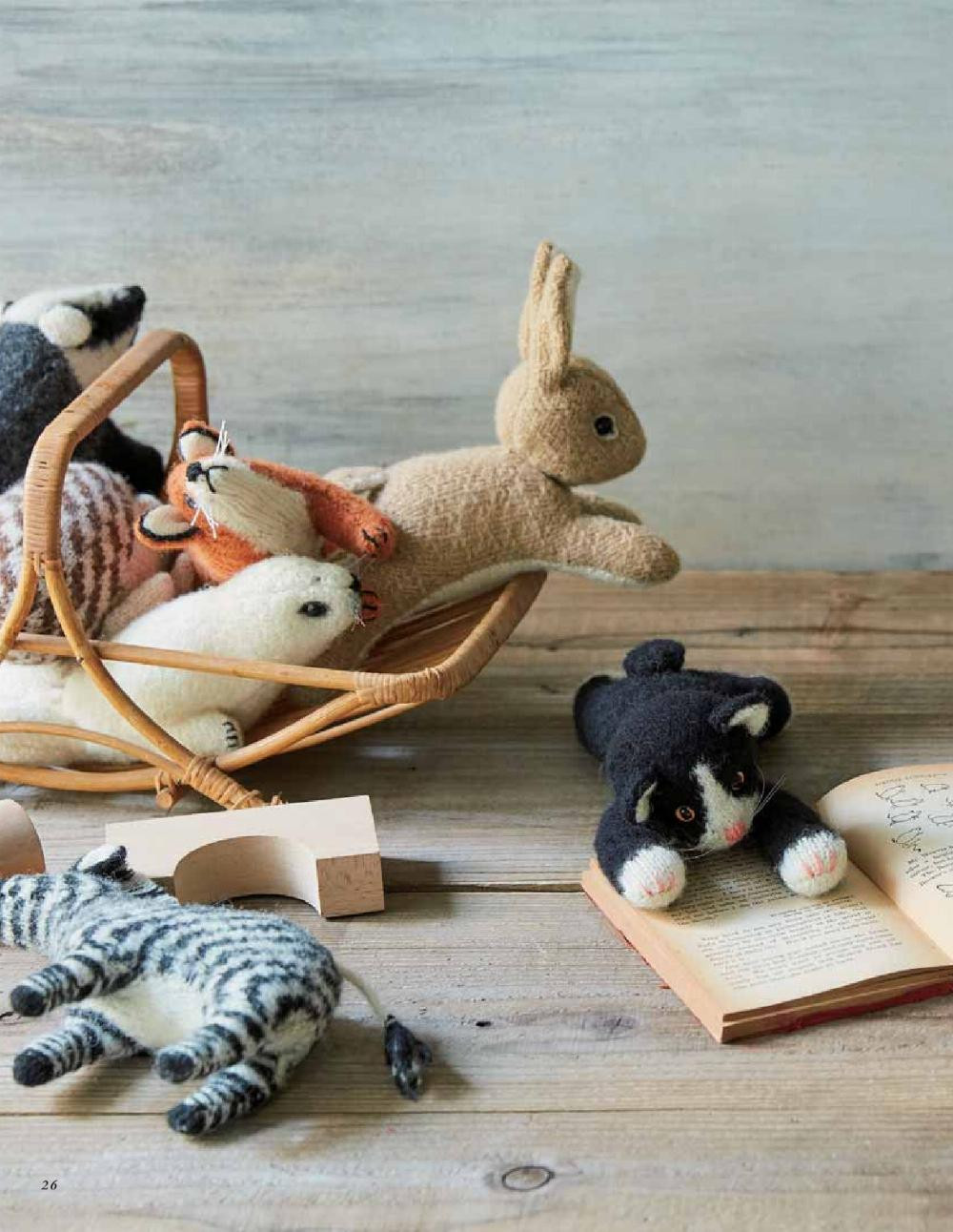 Adorable Knitted Animals Cute Stuffed Toys to Knit the Japanese Way