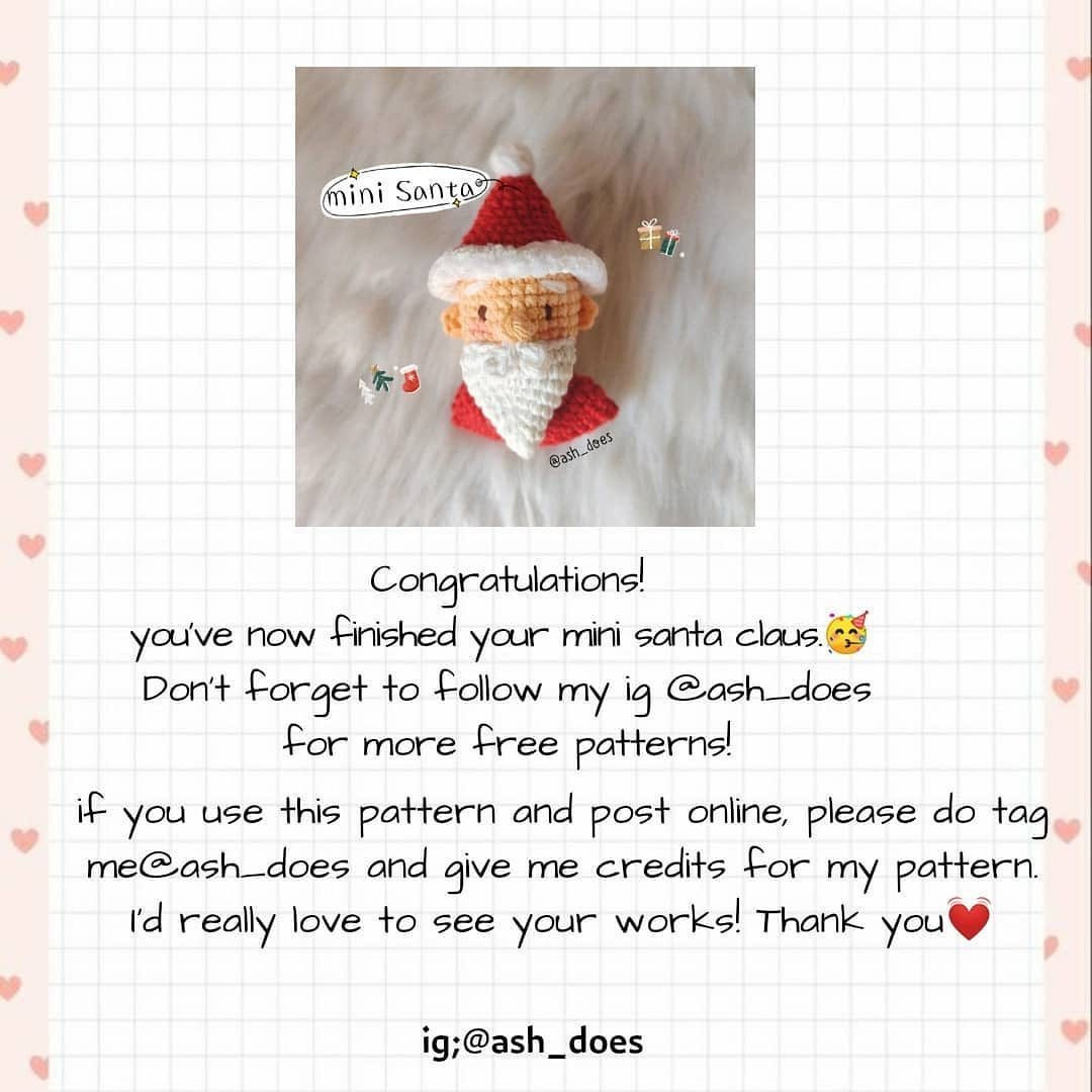Free pattern mini santa crochet
