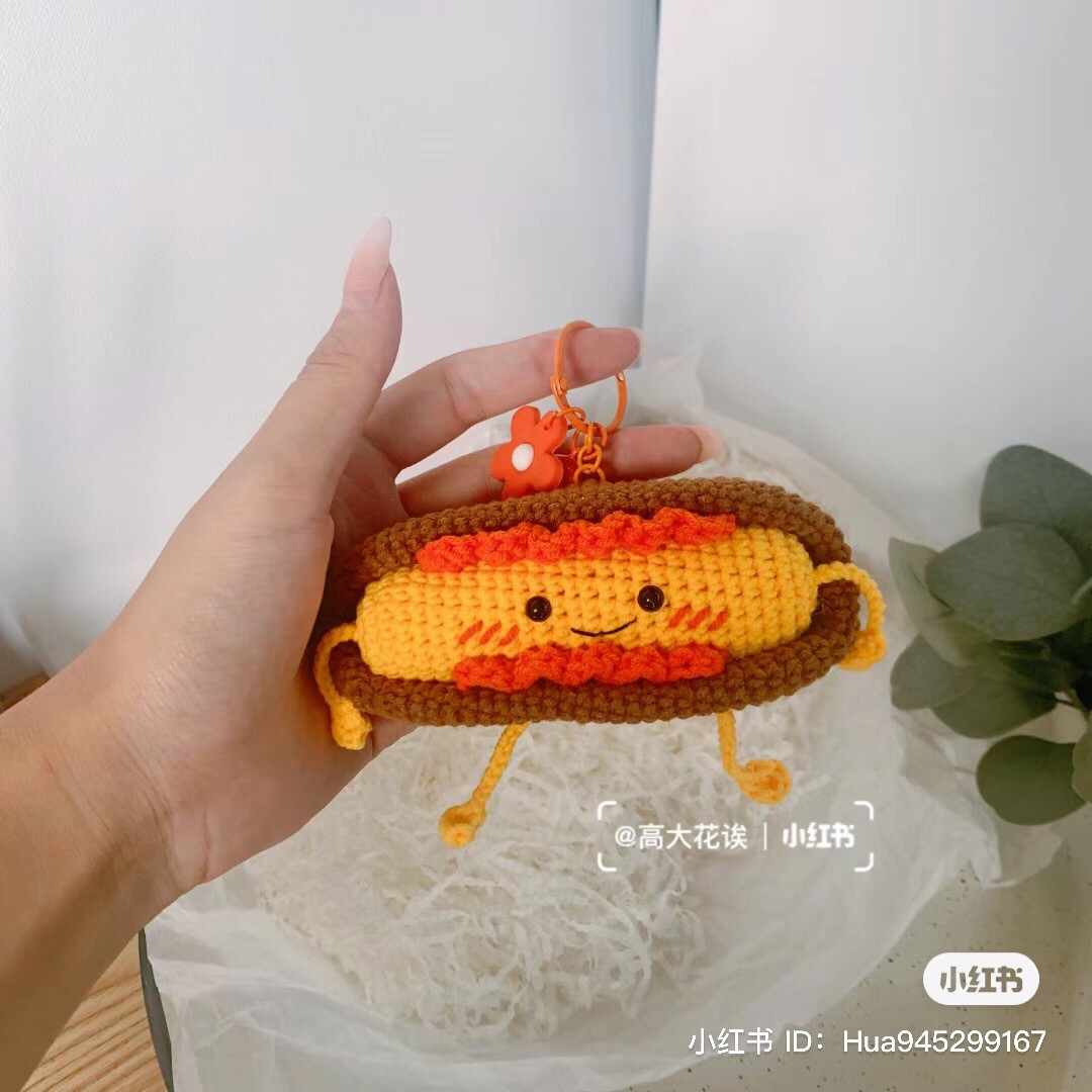 Hướng dẫn móc móc khóa hotdog