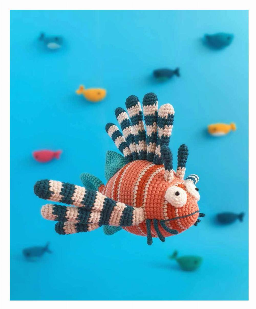 Spikey the lionfish crochet pattern