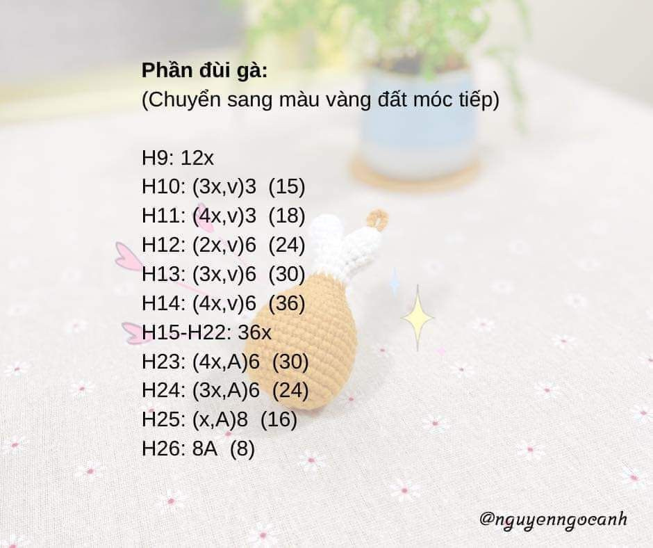 bánh cá, lợn hồng đi học, móc khóa hình đùi gà, cá cảnh, mực choáy nắng, mèo chuối, chart nấm, baby ghost