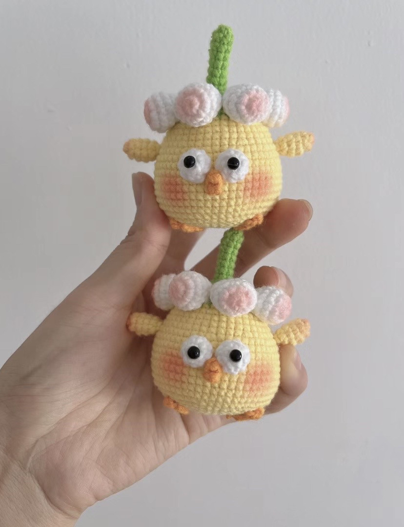 Crochet pattern Cute stuffed chicken