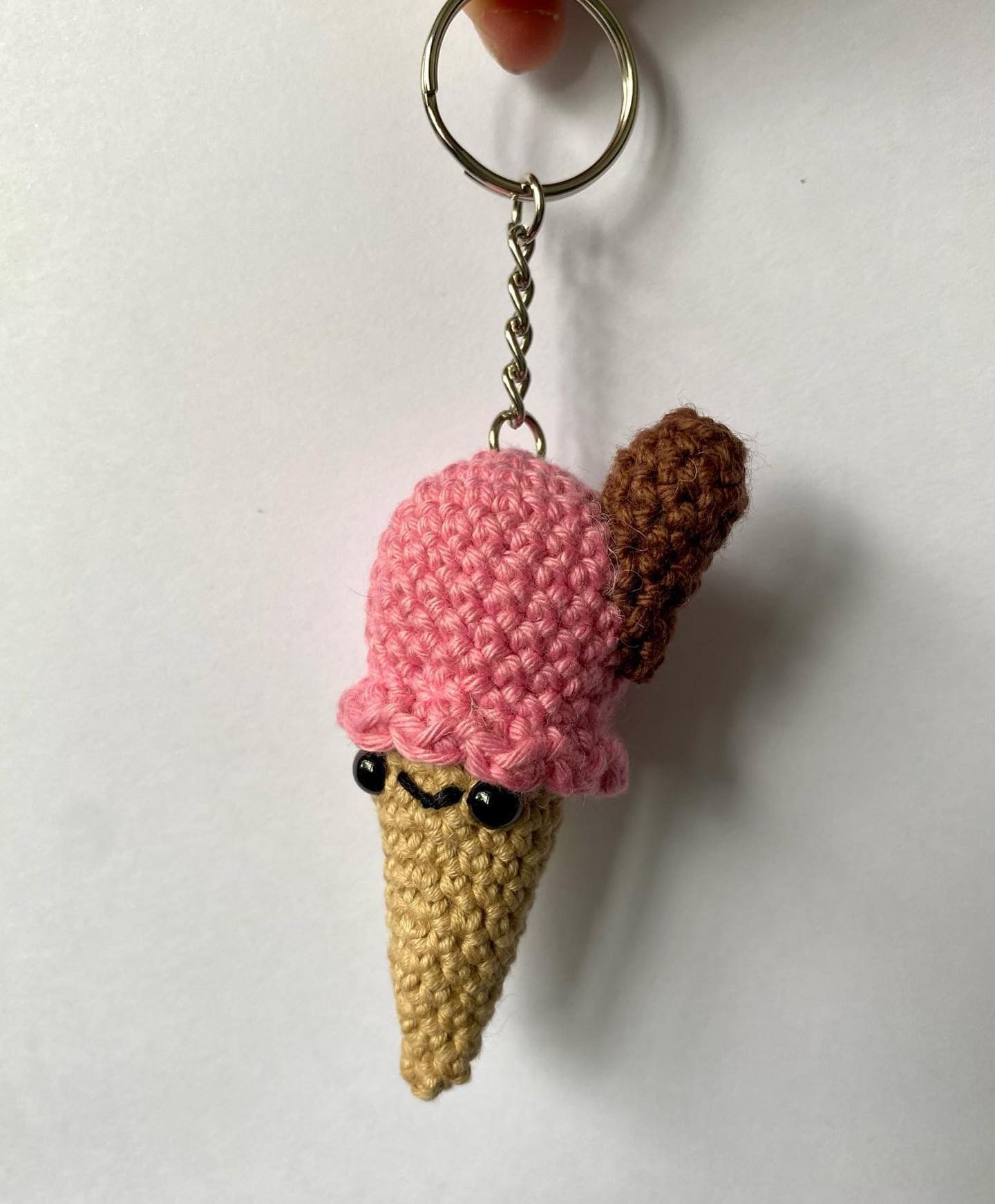 free ice cream cone keychain crochet pattern