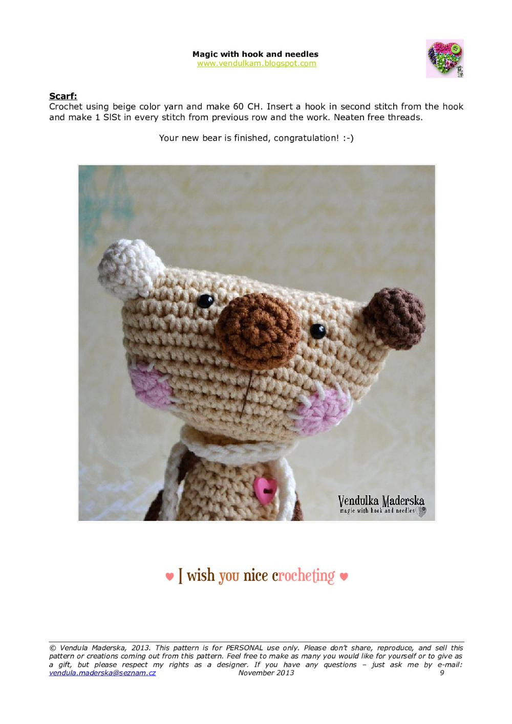 Little bear crochet pattern with a scarf