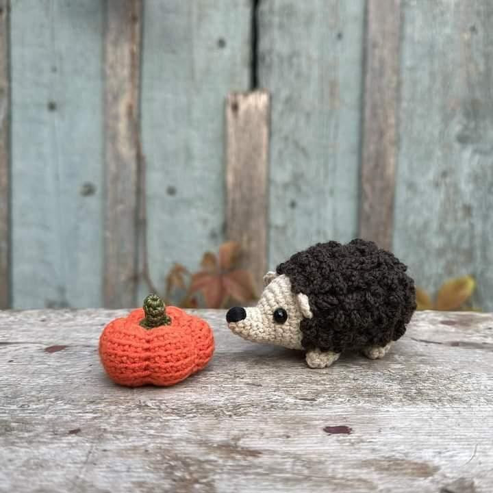 black and gray hedgehog crochet pattern