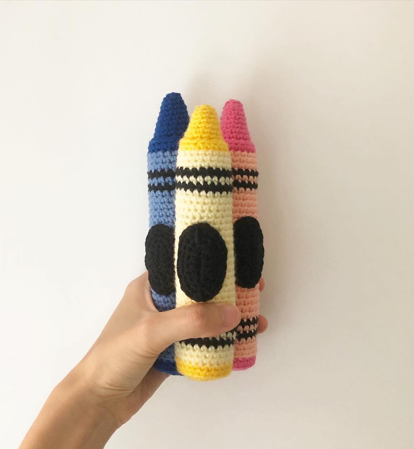 Colored pen crochet pattern