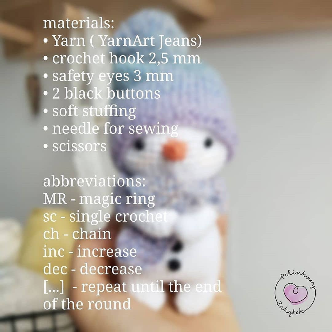 Crochet pattern for a snowman wearing a beanie