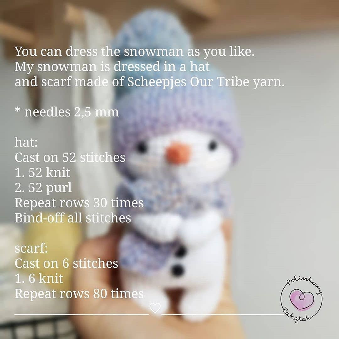 Crochet pattern for a snowman wearing a beanie