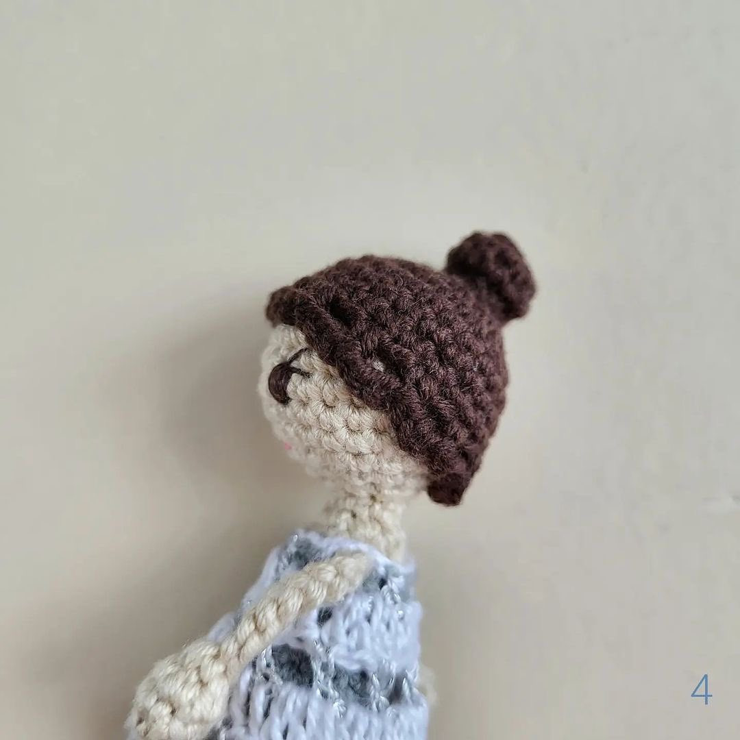 DOLL SILVER BELL crochet pattern