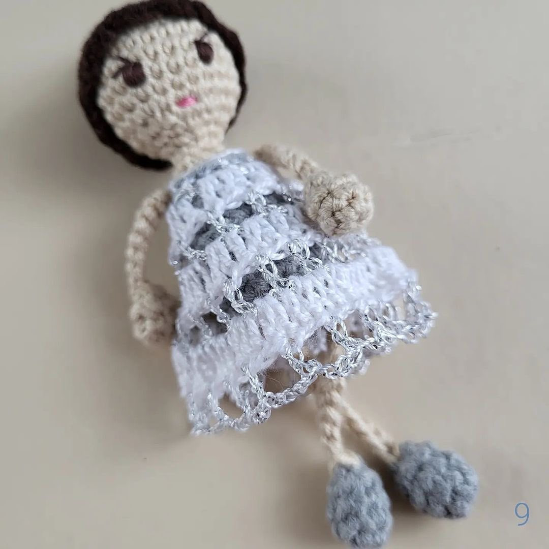 DOLL SILVER BELL crochet pattern